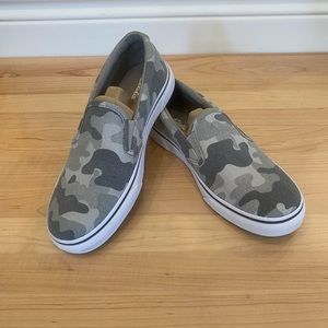 New In Box: Eddie Bauer Haller Slip-On Camo